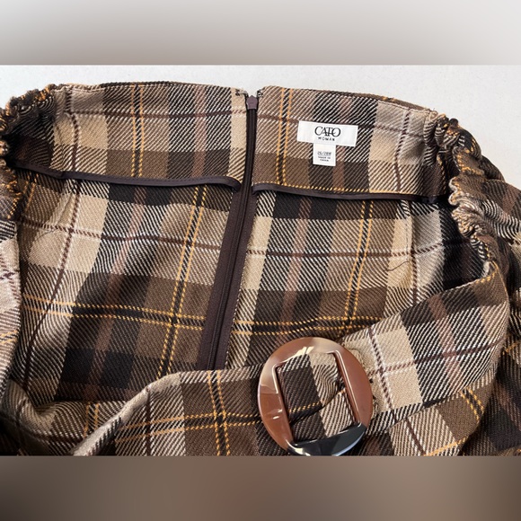 Cato Women’s Brown Plaid Skirt. Size 26/28W - Picture 6 of 14